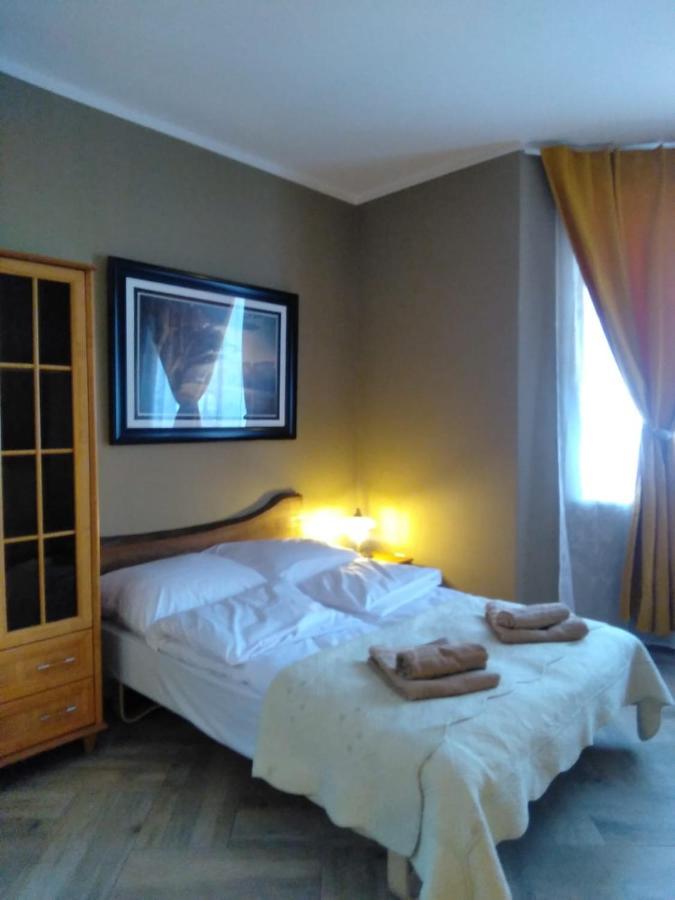 Sunny Bear Bed & Breakfast Jelenia Góra Eksteriør bilde