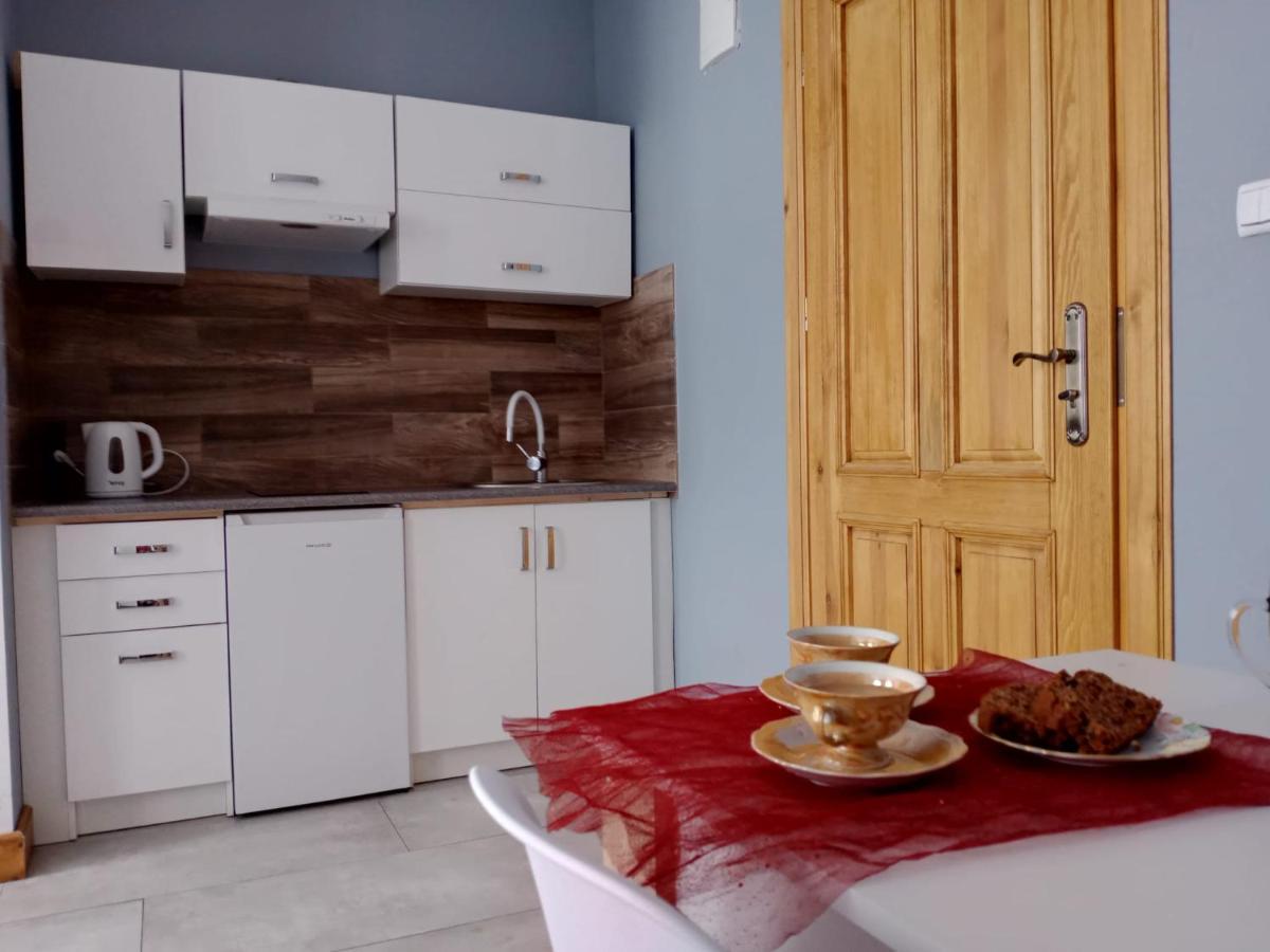 Sunny Bear Bed & Breakfast Jelenia Góra Eksteriør bilde