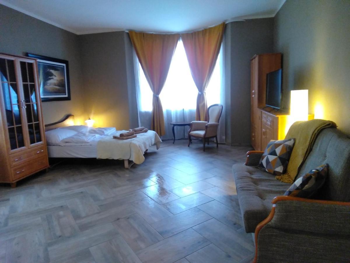 Sunny Bear Bed & Breakfast Jelenia Góra Eksteriør bilde